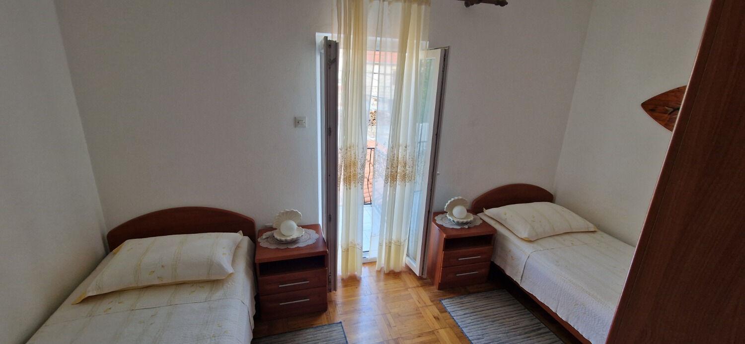 Apartment Tenara Vis Buitenkant foto