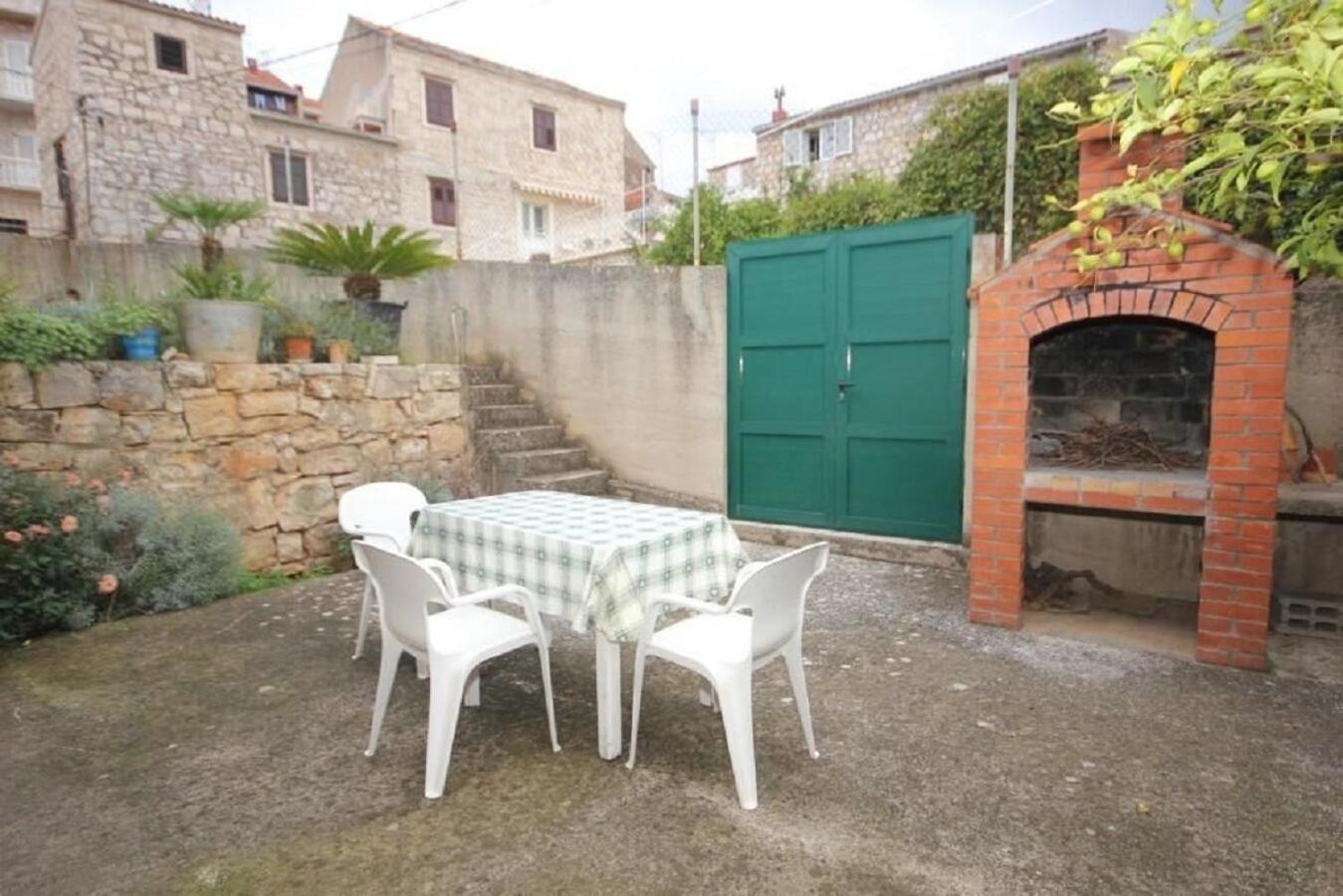 Apartment Tenara Vis Buitenkant foto